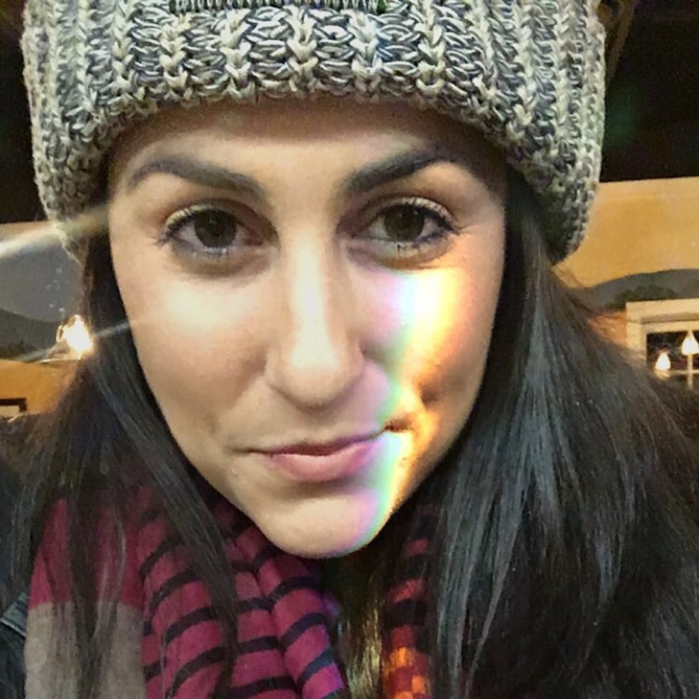 Meet your Posher, Leslie